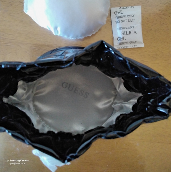 GUESS Mini Bag with String ▪︎ NEW - Picture 2 of 4